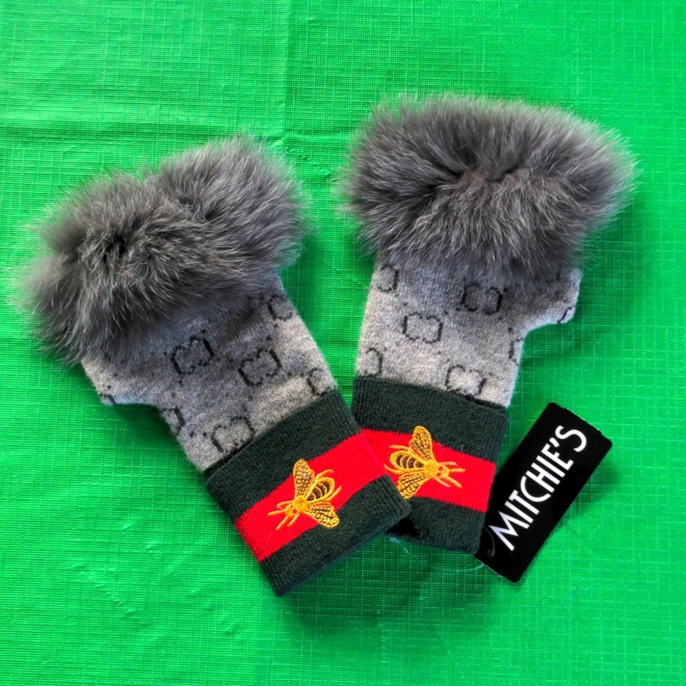 Stylish Mitchie's Fingerless Gloves